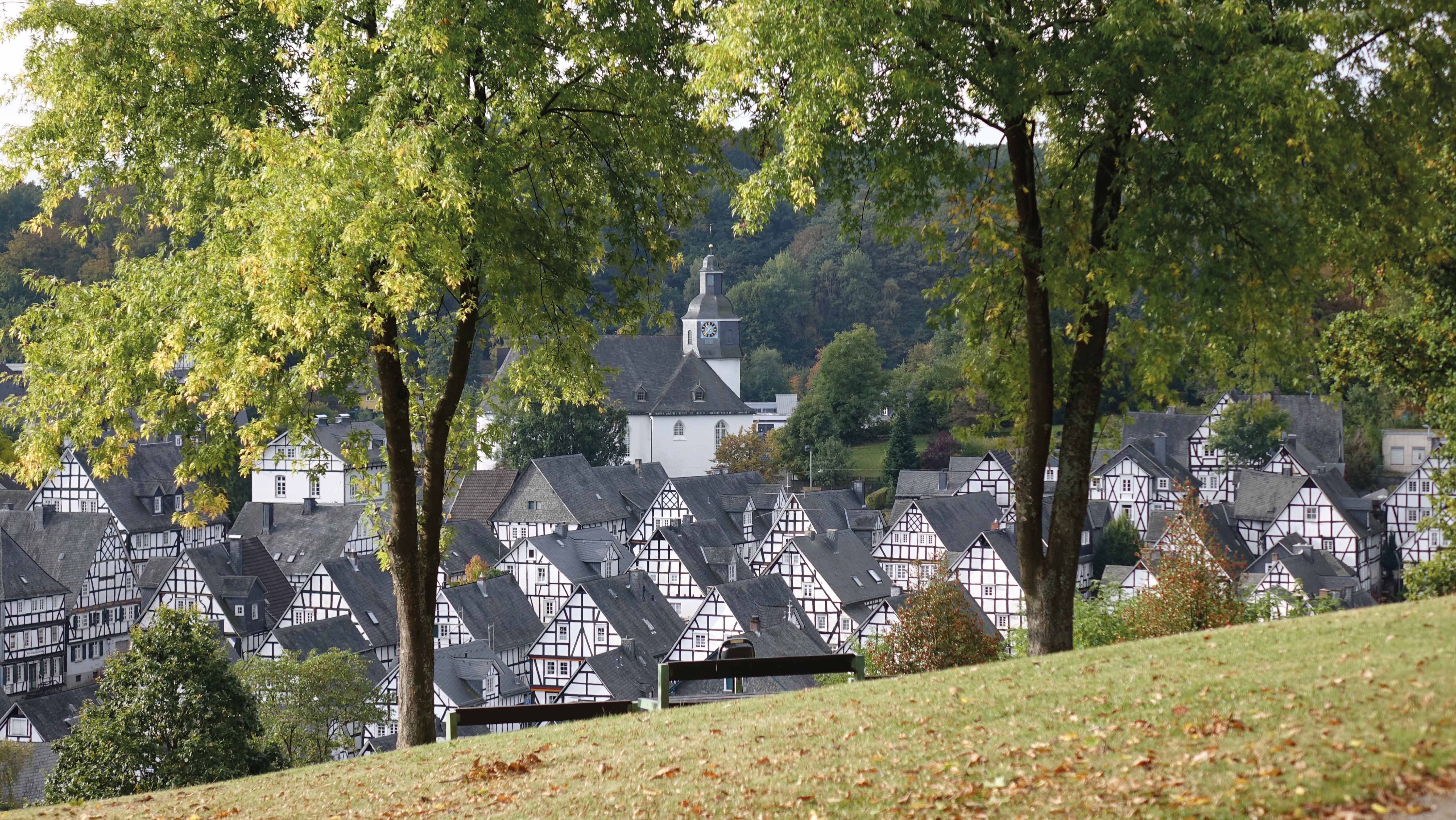 Postkartenidylle und  zeitgemäße Infrastruktur