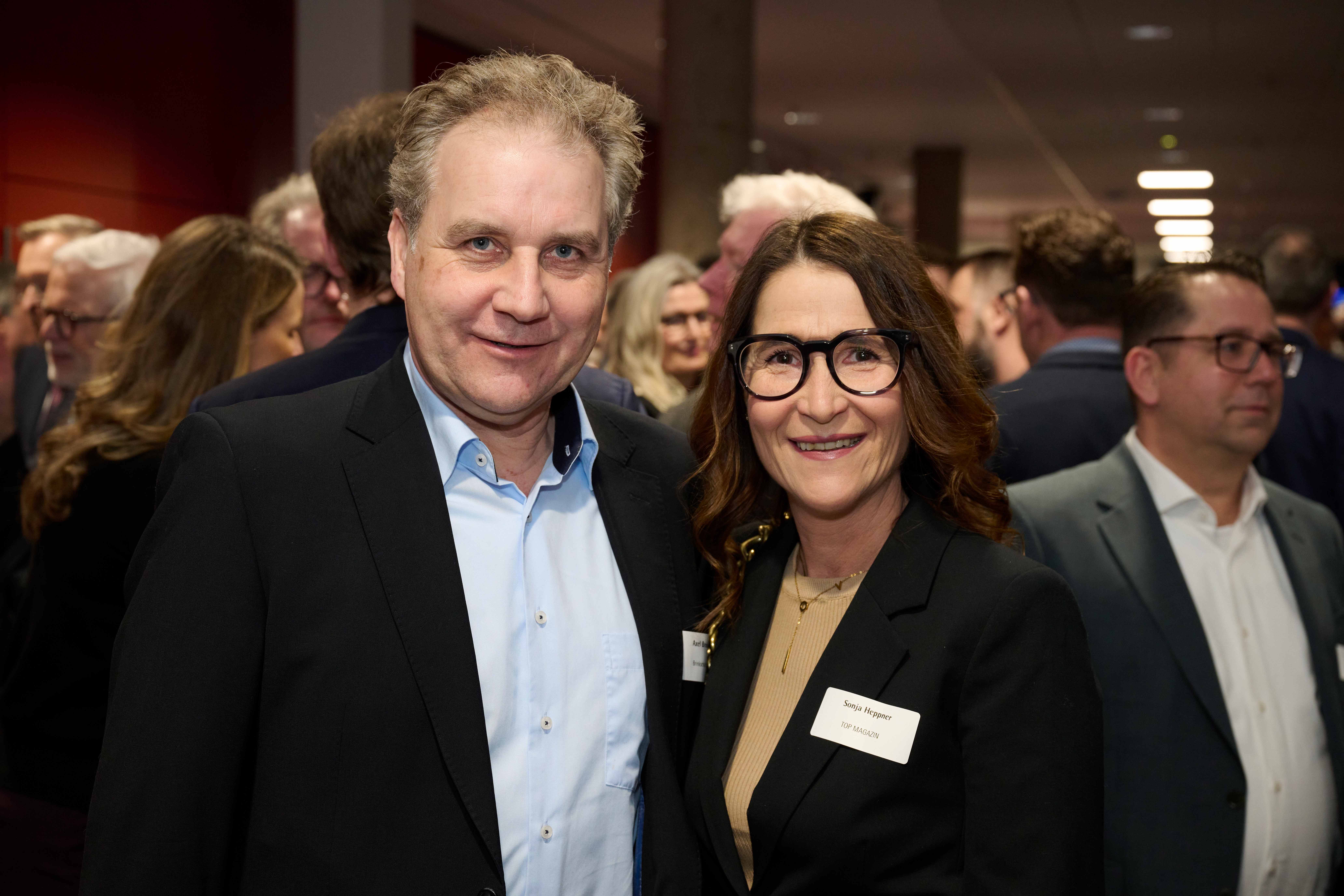 Axel Brinkschulte (Brinkschulte Medien)  und Sonja Heppner (Top Magazin Siegen-Wittgenstein)