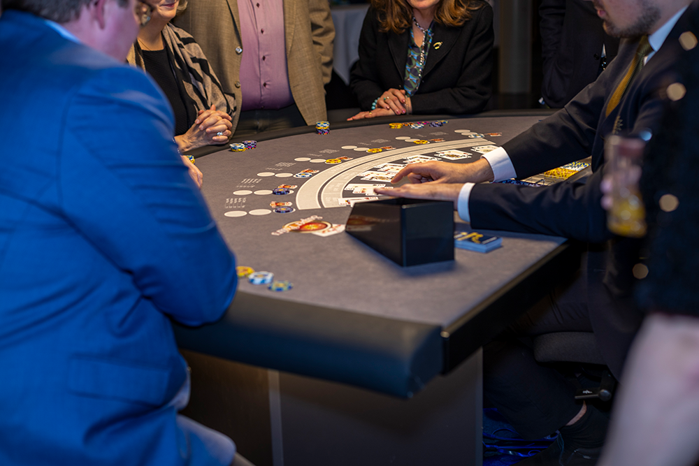 Glanzvoller Sponsorenabend stimmt auf LONGINES BALVE OPTIMUM ein