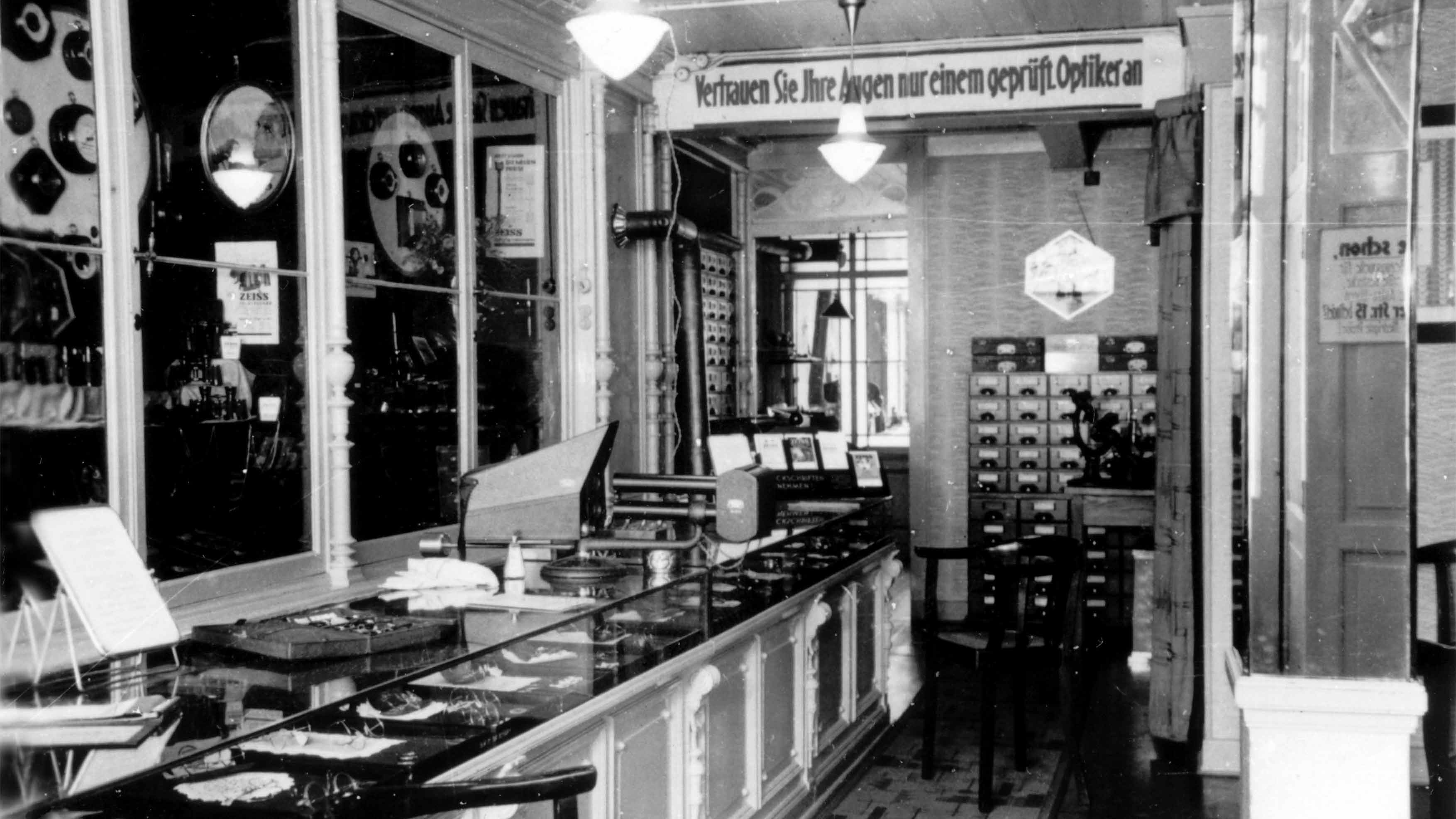 Laden 1930