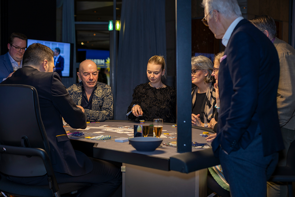 Glanzvoller Sponsorenabend stimmt auf LONGINES BALVE OPTIMUM ein