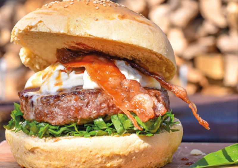 Wildschweinburger mit Bärlauch und Mozzarella