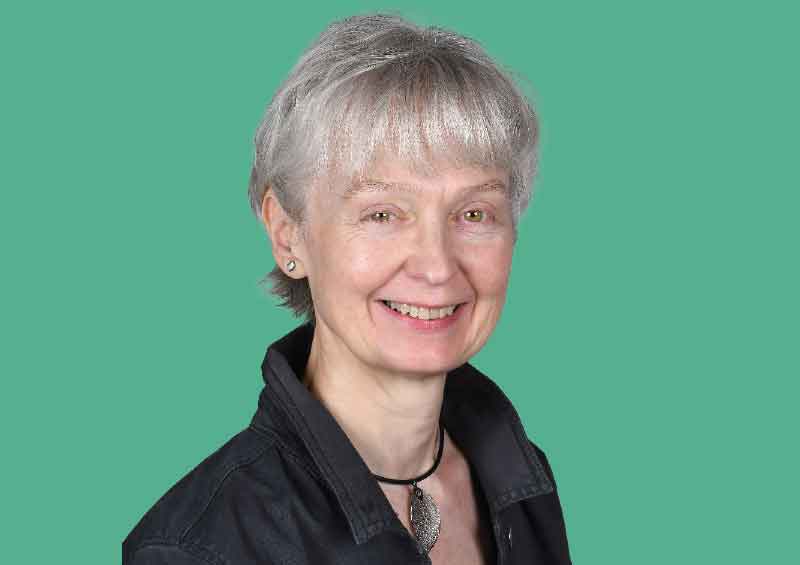 Teilnehmer stellen sich vor: