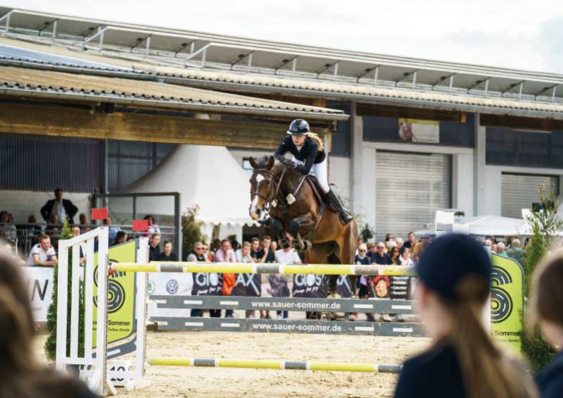 Sonne, Sport und Spannung: Hellefelder Reitsport Classics  begeistern