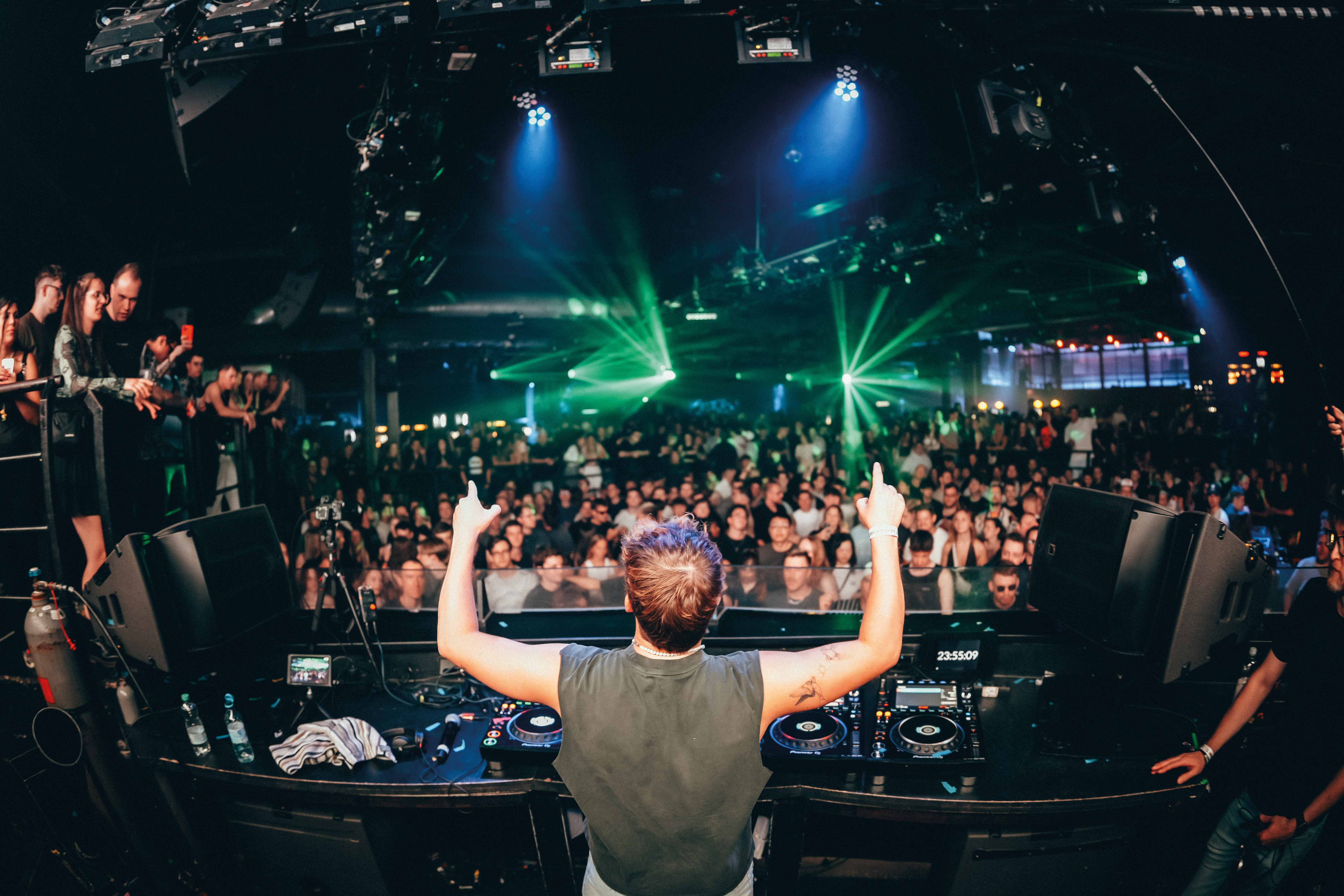 Der aufstrebende Festival-DJ aus Lennestadt