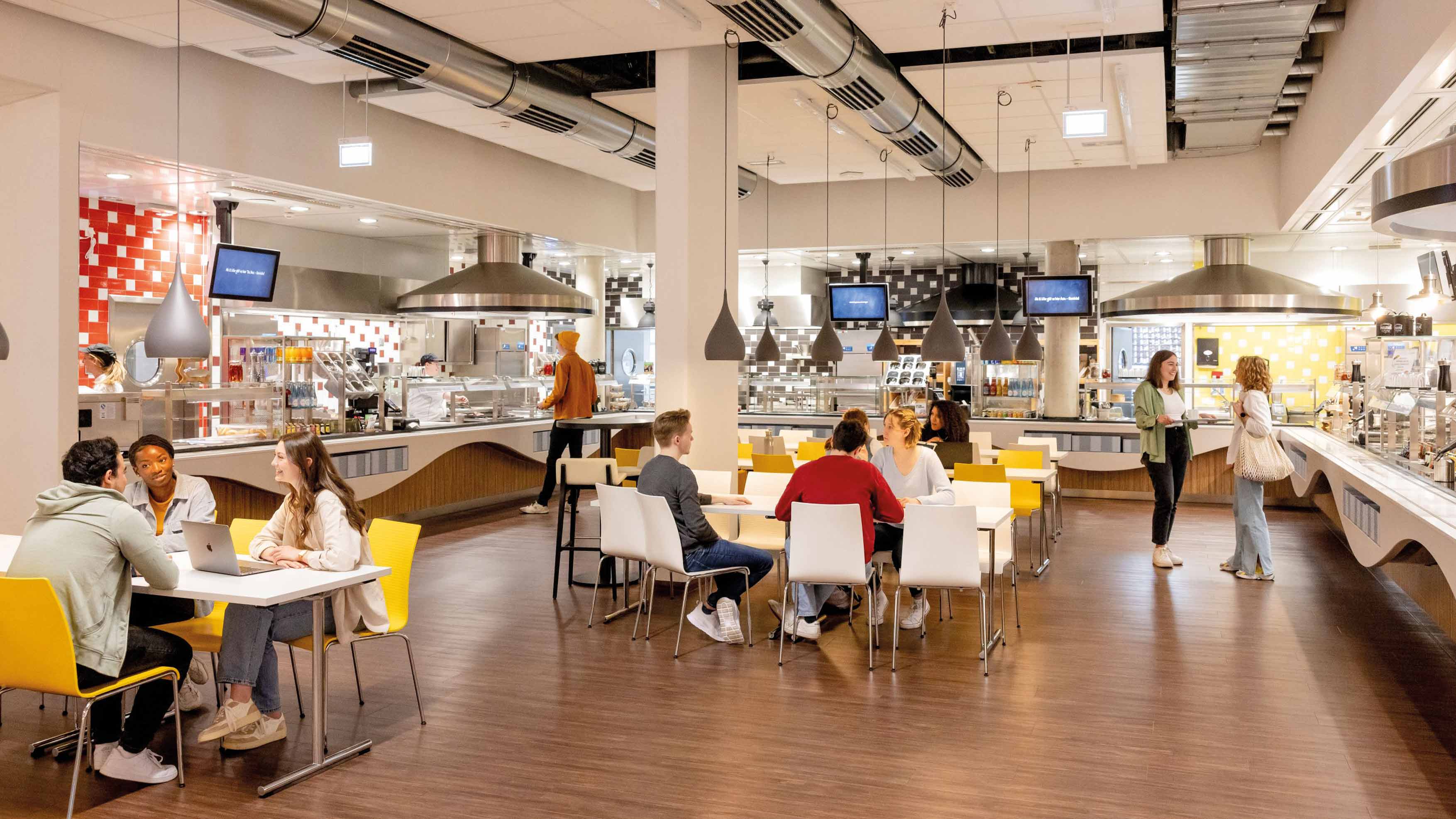 Food Court