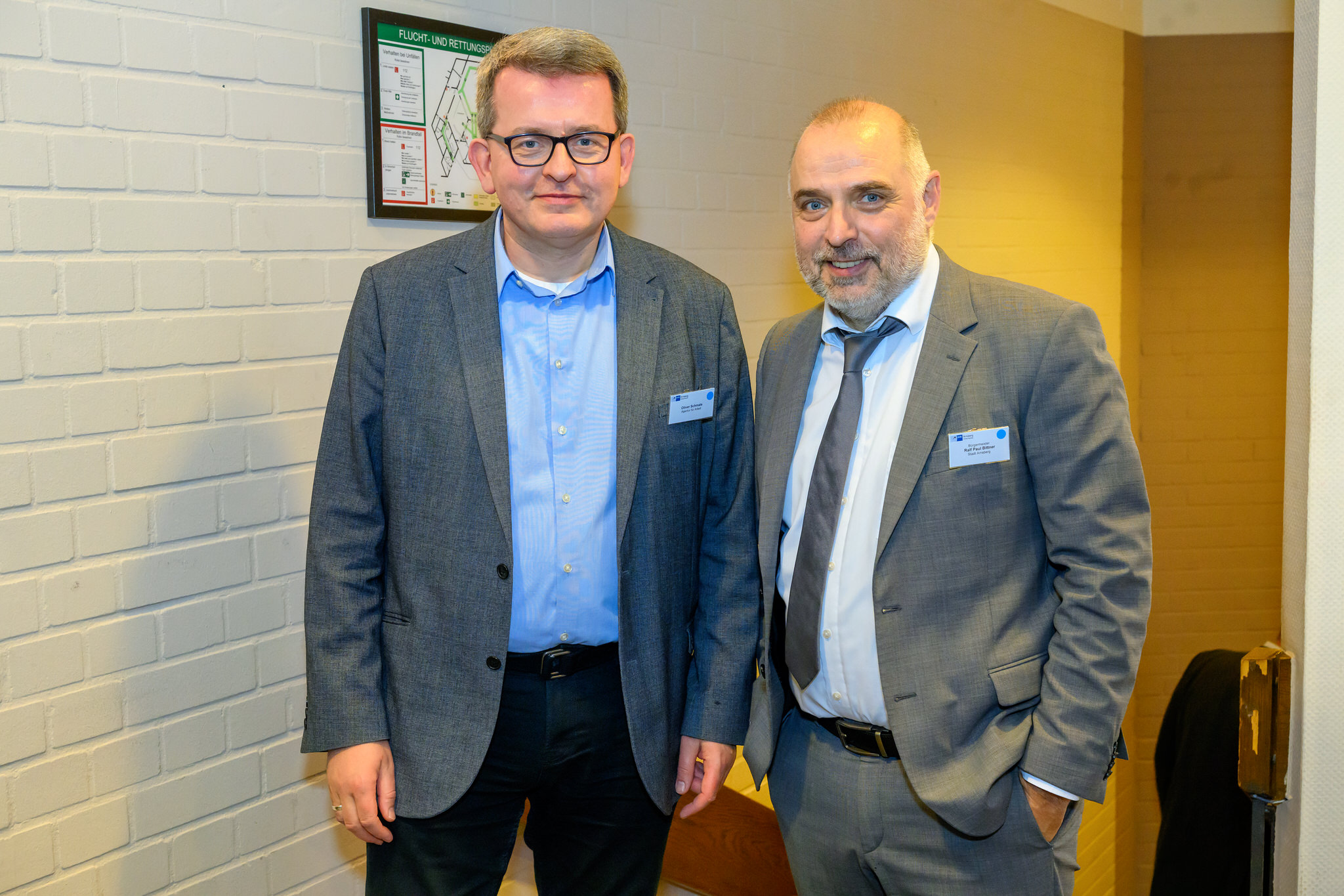 Oliver Schmale (Agentur für Arbeit),  Ralf Paul Bittner (Bürgermeister Stadt Arnsberg)