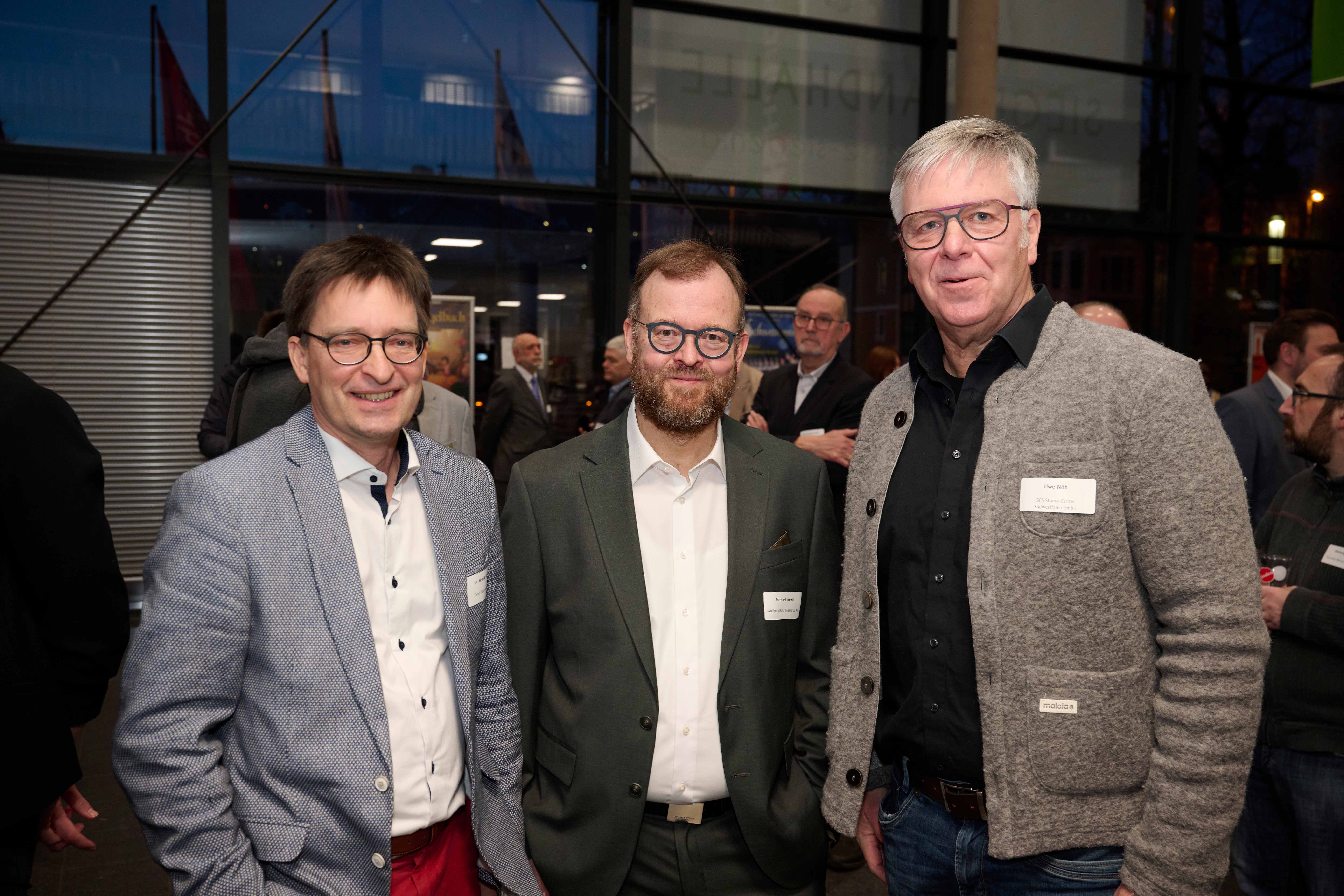 Dr. Henrik Siebel (Siebel Elektronik), Michael Weber (Wolfgang Weiss) und Uwe Nöh (SCS Stoma-Center Südwestfalen)